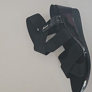 Anne Klein Sport Wedge NWOT